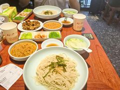 -裕兴记•蟹黄面馆(人民广场店)