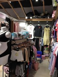 -莉莲妈咪孕妇装(爱琴海购物公园店)