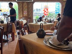 -维吾尔餐厅(宜山路店)