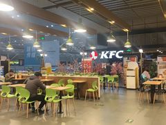 大堂-麦当劳(郑州东高铁站店)