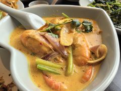 -大头虾越式风味餐厅(光明广场店)