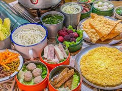 -顶上头•螺蛳粉火锅(德思勤复地星光店)