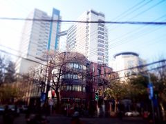 周边环境-复旦大学附属华山医院(总院)
