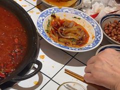 -旧街市鲜货老火锅(大光路店)