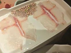 -老牌坊云南鱼豆花火锅(爱建店)