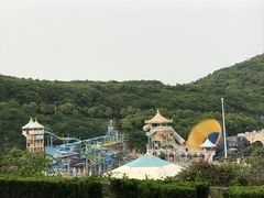 -平湖九龙山乐满地水上乐园
