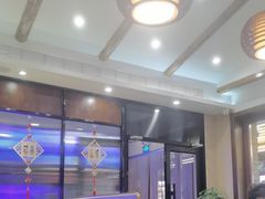 -青瓦餐厅·生鱼片·韩园烤肉(西塔店)