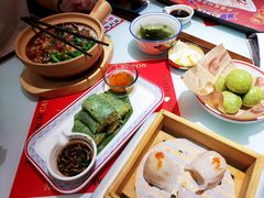 -赵财财·肠粉·煲仔饭(华润万象城店)