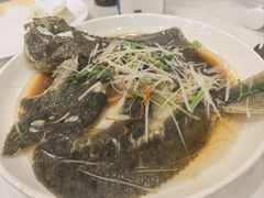 -鑫渔港海鲜本地菜·山海关浑锅(东戴河店)