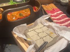 -三出山火锅(南京万象天地店)