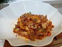 -金滏山烤肉·海鲜·火锅自助餐厅(襄阳万达店)