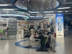 -YONEX苗江运动城(源深店)