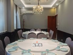 -鸿运楼烤鸭店(天桥店)