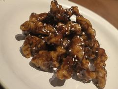 黑蒜糖醋里脊-肆海小川菜酒馆Wine Bistro (青年路店)