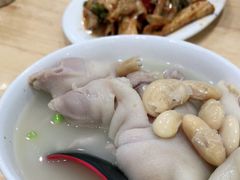 -雷祖芳老妈蹄花店