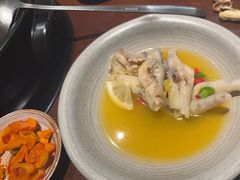 金汤柠汁酸辣鸡爪-滇野云南野生菌餐厅(陕西南路店)