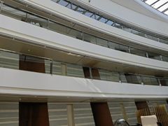 -上海滴水湖皇冠假日酒店