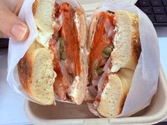 -HOLY BAGEL(苏河店)