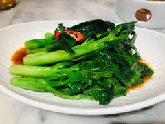 -蝴蝶里·粤菜·点心(滨江龙湖店)