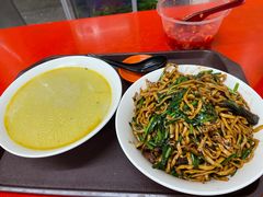 -三百碗宝应长鱼面(板仓街店)