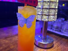 -喜鹊音乐酒馆(西街店)