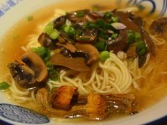 -丁阿纸面馆