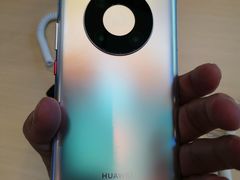 -华为授权体验店(华强北电子广场)