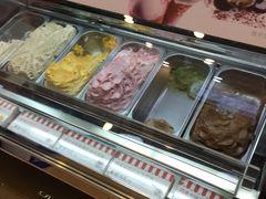 自助取餐区-红宝石·鲜奶小方·海派西点房(浦三店)