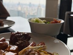 -唐拉雅秀酒店-西锦汇空中BBQ·思创餐厅
