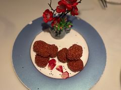 杨梅鳕鱼球-柳莺湖上·湖景餐厅·江南菜(西湖店)