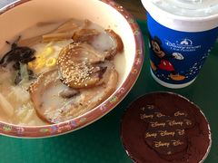 餐饮设施105的套餐，只能说是充饥-上海迪士尼度假区