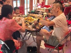 -蚝堡海鲜·威海菜·海肠捞饭·烧烤·亚洲吃蚝公司(幸福门店)