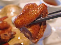 -蝴蝶里·粤菜·点心(龙湖天街&滨江店)