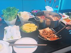 -唯爱KTV聚会餐厅(仙林东城汇店)