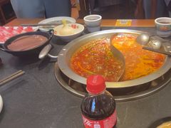 -沸炉重庆老火锅(军事博物馆店)