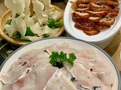 -龙聚德北京烤鸭(沙坪坝华宇A馆店)