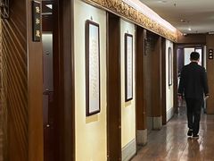 -梅龙镇酒家(南京西路总店)