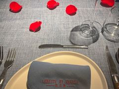 -弦月窗LUNETTE BY AMANDA(复兴路店)