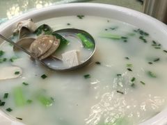 -鹏城人家海鲜酒家·23年老字号(较场尾店)