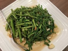 -The Dishes Seafood & Restaurant