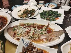 -喜乐餐厅•灯笼虾球首创者•本地小海鲜(二马路店)