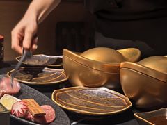 -山川小町·极番烧肉(新地假日广场店)
