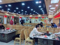 大堂-屯老二农家铁锅炖·行业领军者(梅江店)