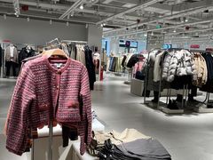 -URBAN REVIVO(北京斯普瑞斯奥特莱斯店)
