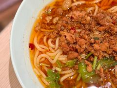 猪肉压豆面-东方削面(操场城街店)