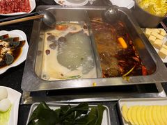-百年川椒重庆老火锅(光谷店)