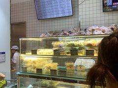 -白玉兰食品甜凤店(合生汇店)