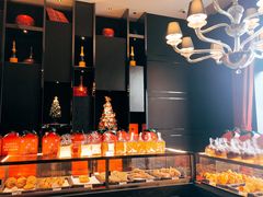 -Salon de The de Joel Robuchon(外滩18号店)