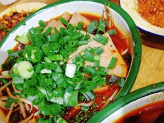 -拈签一笑黄牛肉辣卤串串