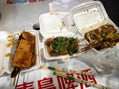 -吕奎小吃老兵臭豆腐